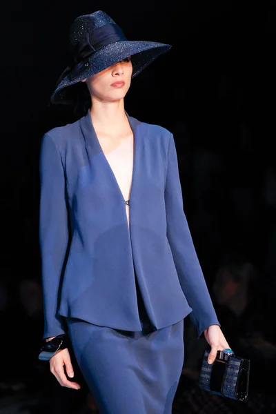 Look 38